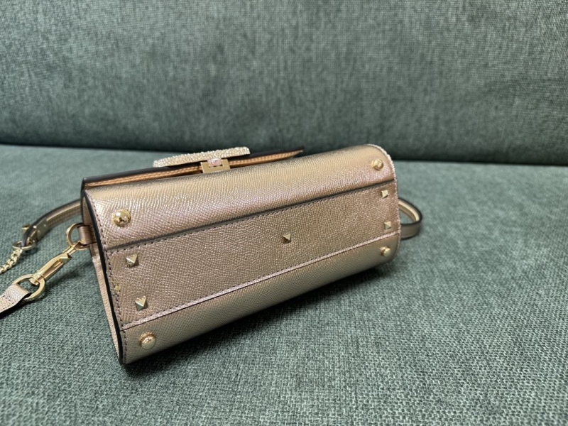 Va1e*ntin0 top handle bag